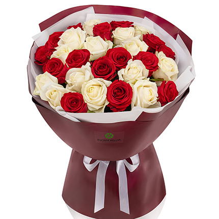 Bouquet "25 red and white roses"
