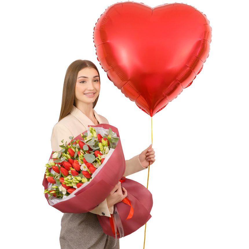 "First Song of Spring" bouquet  with a balloon