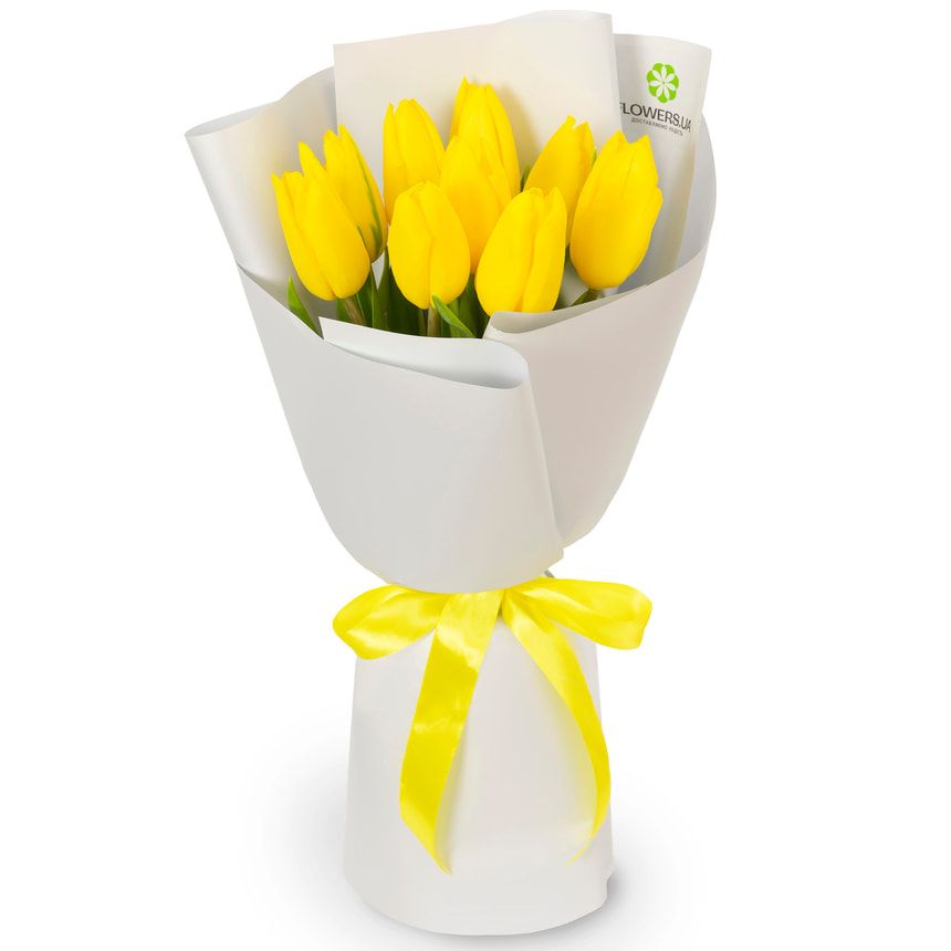Mini bouquet of 9 yellow tulips