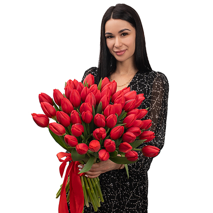 51 червоний тюльпан – доставка по Україні