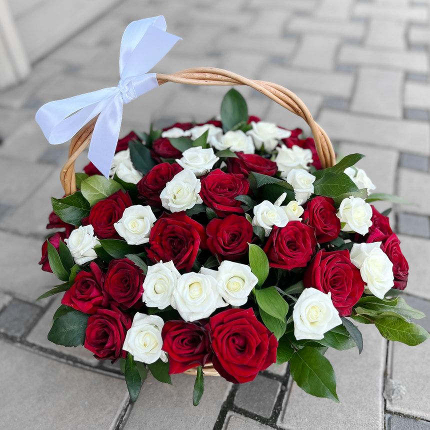 Basket "Best wishes!" – delivery in Ukraine