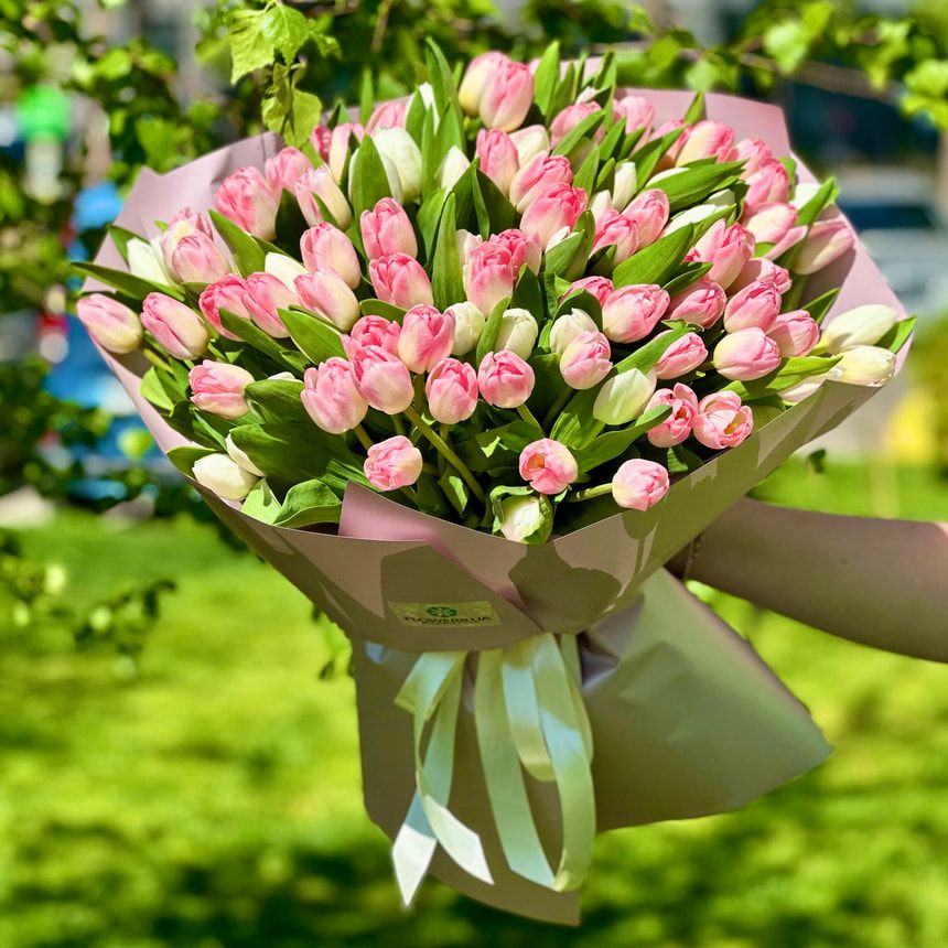 101 розовый тюльпан – заказать у Flowers.ua