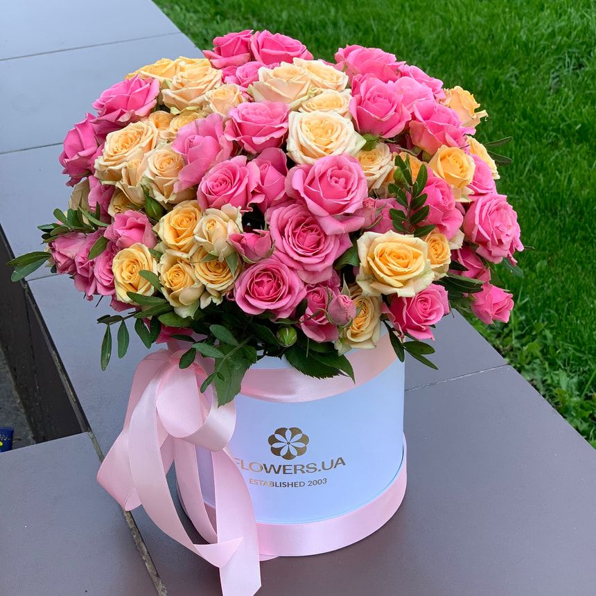 Цветы в коробке "Для моей милой" – заказать у Flowers.ua