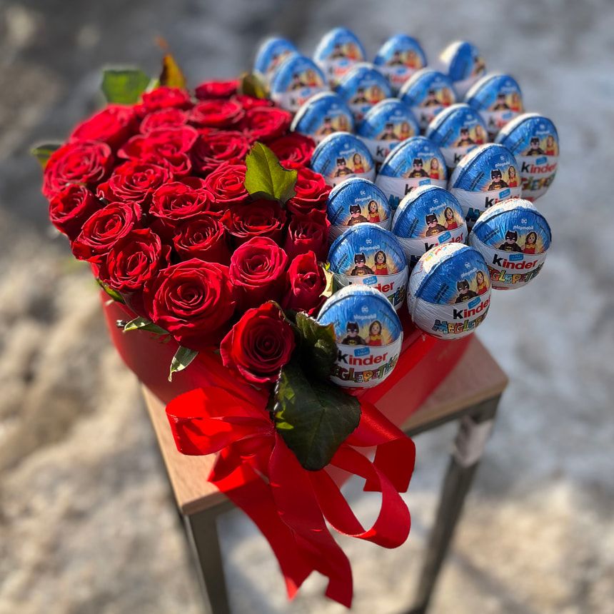 Flowers in a box "For beloved"