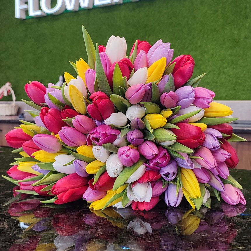 101 разноцветный тюльпан! – заказать у Flowers.ua