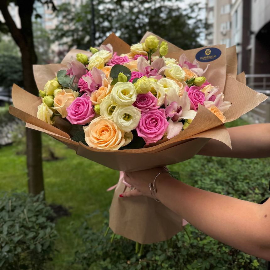Букет "Для прекрасной леди!" – заказать у Flowers.ua