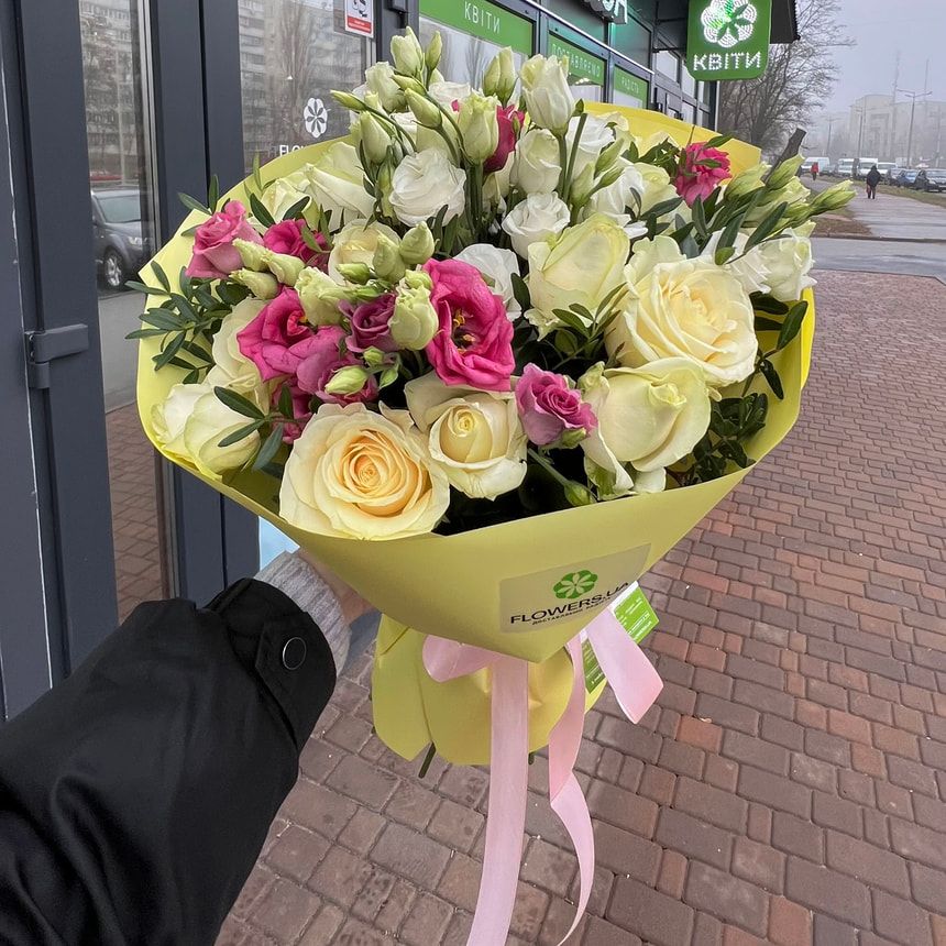 Букет "Королеві серця" – замовити на Flowers.ua