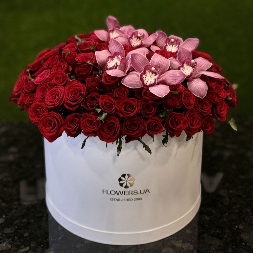 Цветы в коробке "Моей половинке" – заказать у Flowers.ua