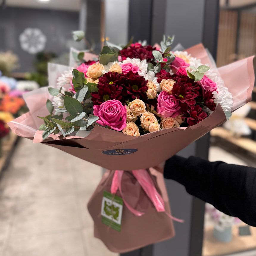 Букет "Все для тебя...!" – заказать у Flowers.ua