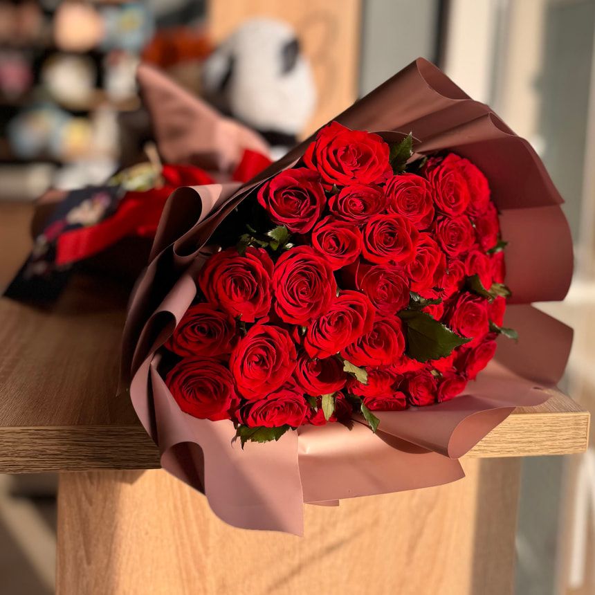 Bouquet of 35 red roses