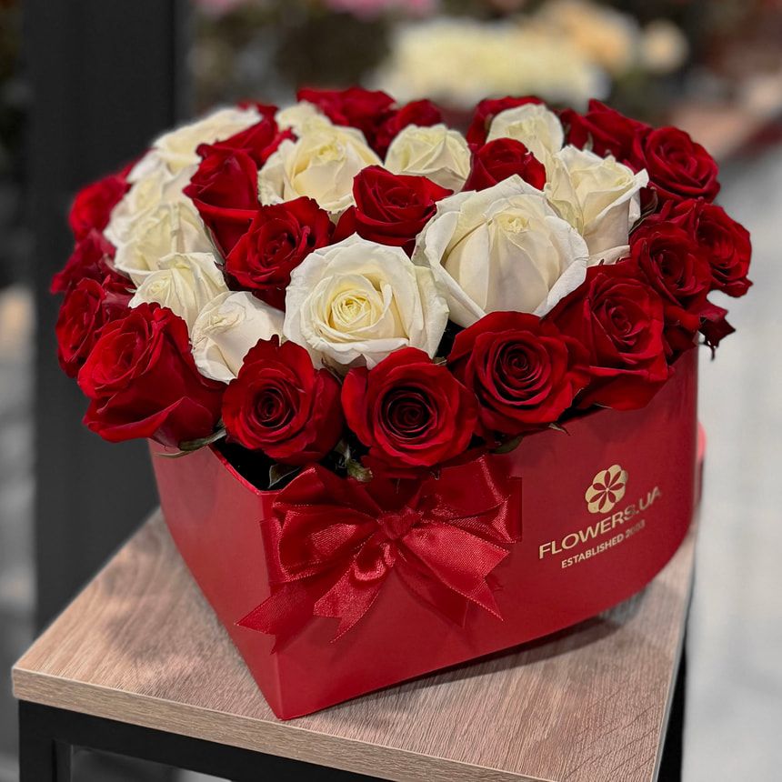 Composition in a box "Love in your eyes"