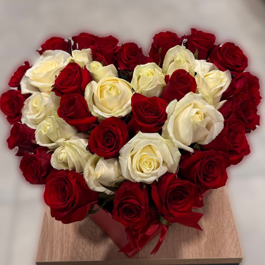 Composition in a box "Love in your eyes"