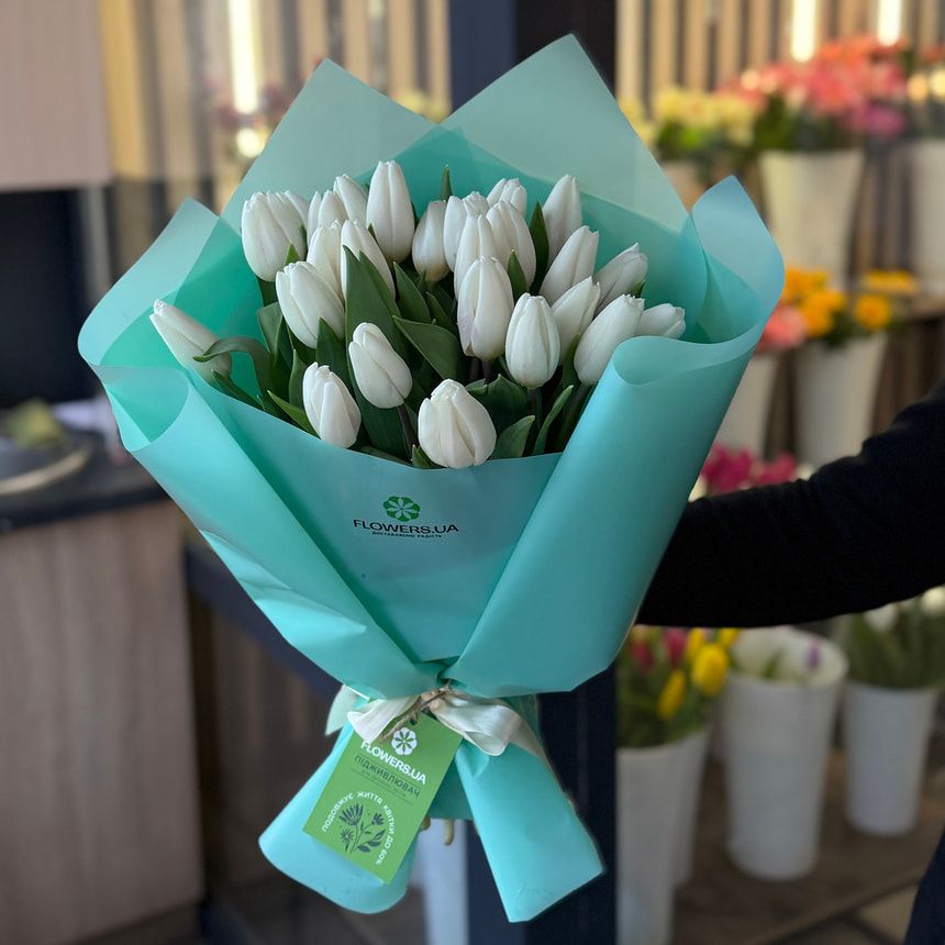 Букет "25 белых тюльпанов" – заказать у Flowers.ua