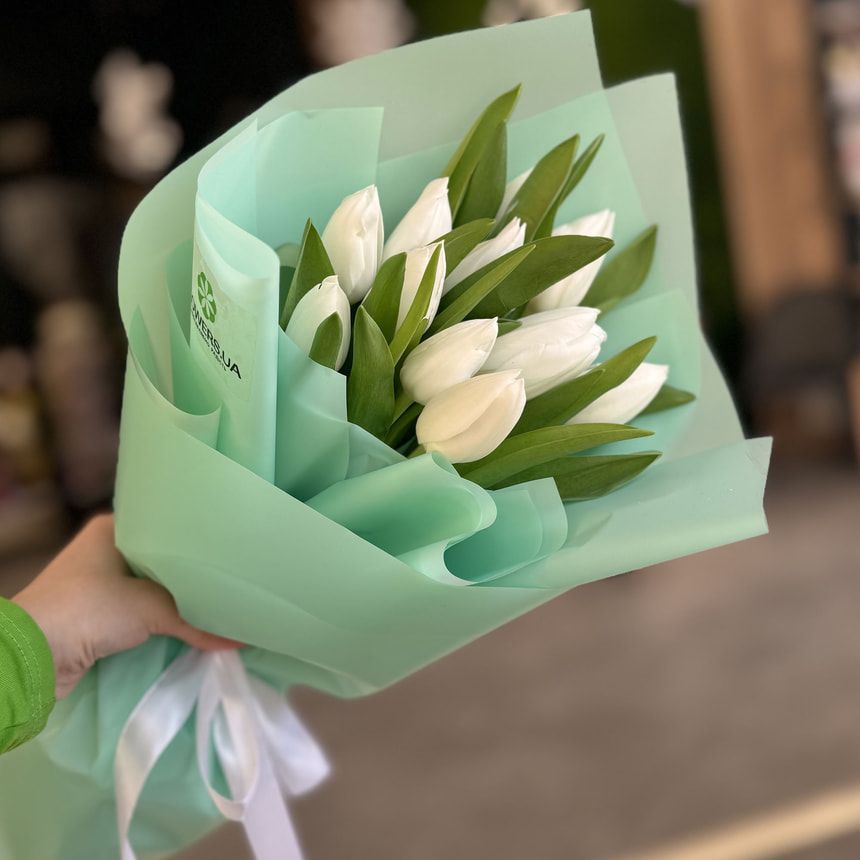 Букет "11 белых тюльпанов"