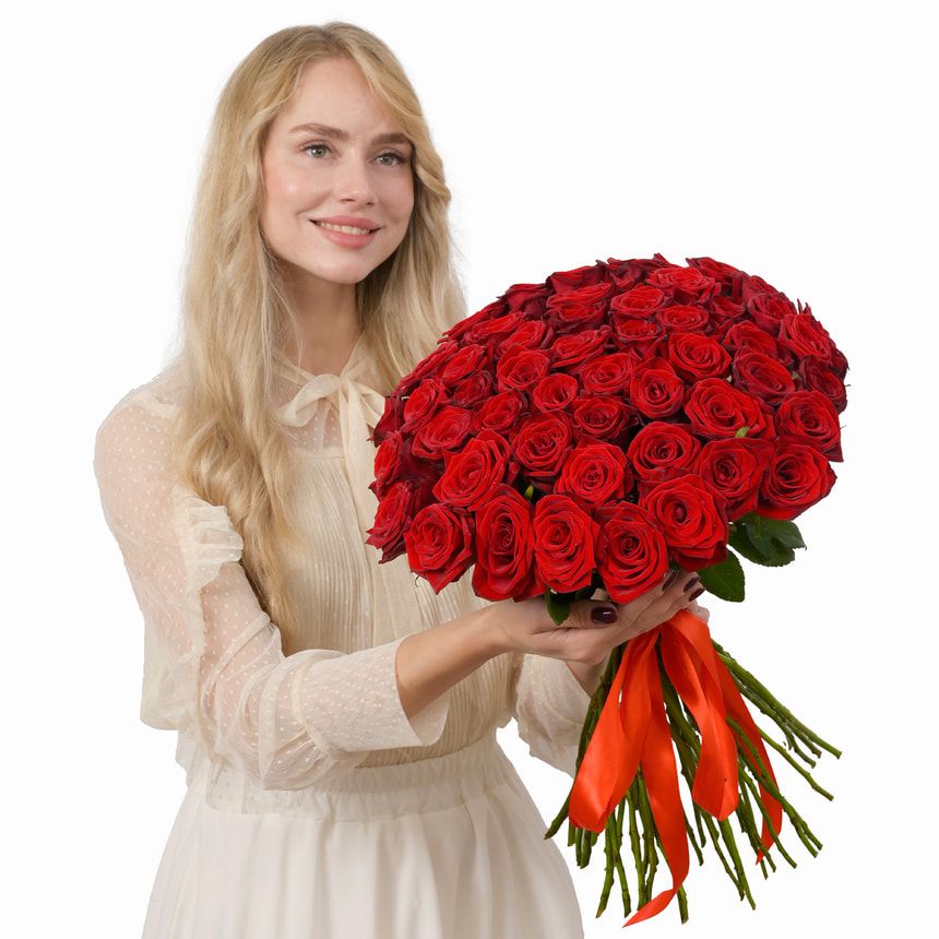 Букет з 51 червоної троянди – доставка по Україні