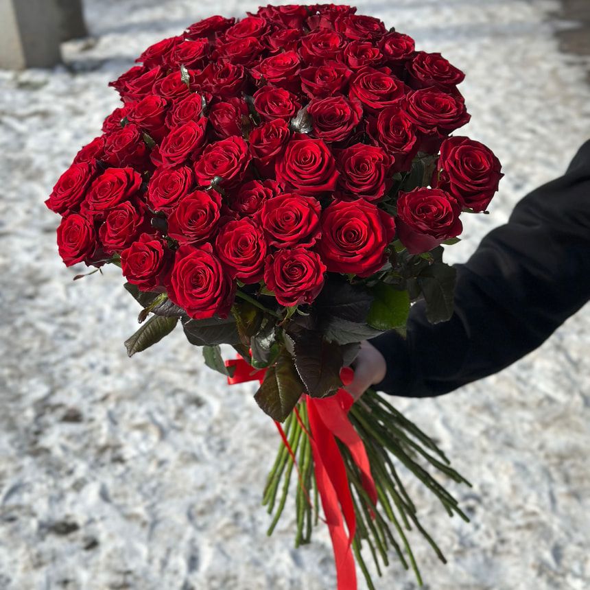 Bouquet of 51 red roses – order from Flowers.ua