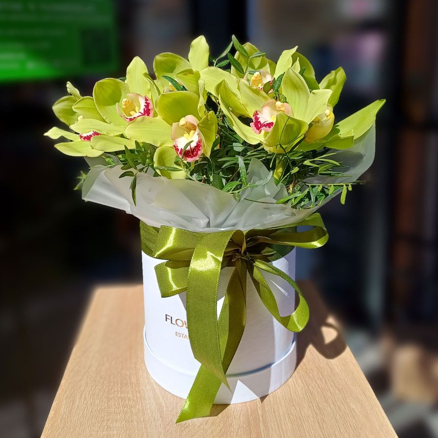 Flowers in a box "Magic orchids" – order from Flowers.ua