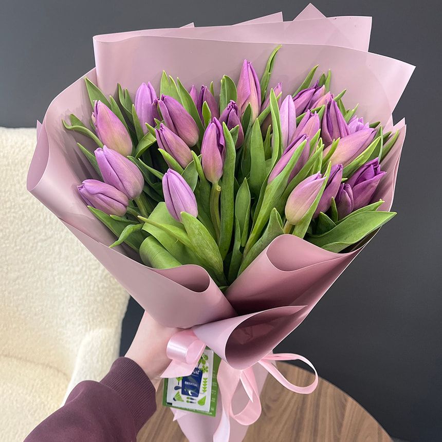 Букет "25 бузкових тюльпанів" – замовити на Flowers.ua