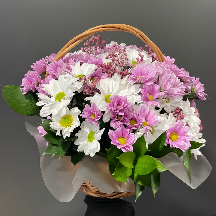Кошик хризантем "Яскрава галявина"