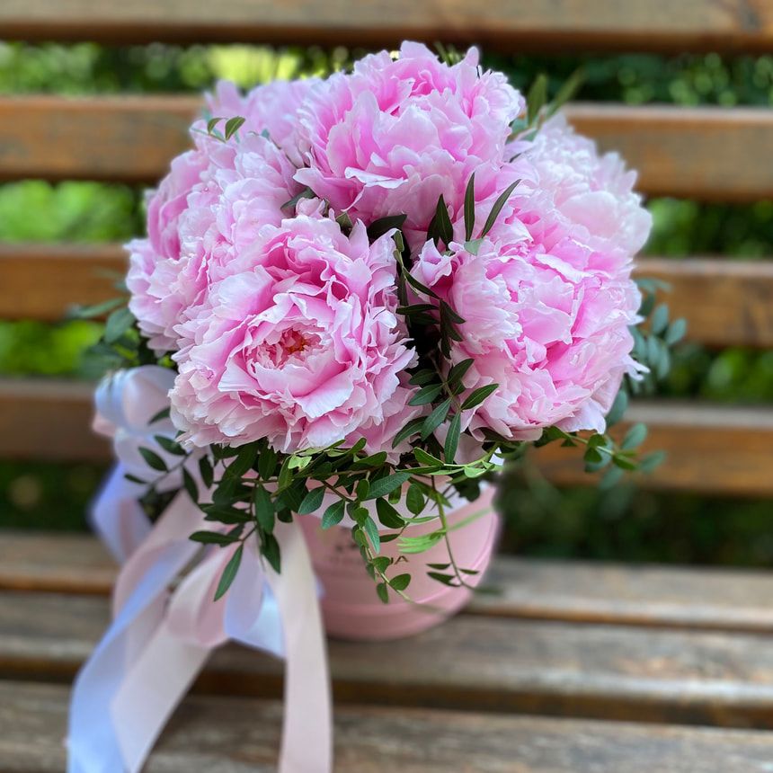 Flowers in a box "First feeling"