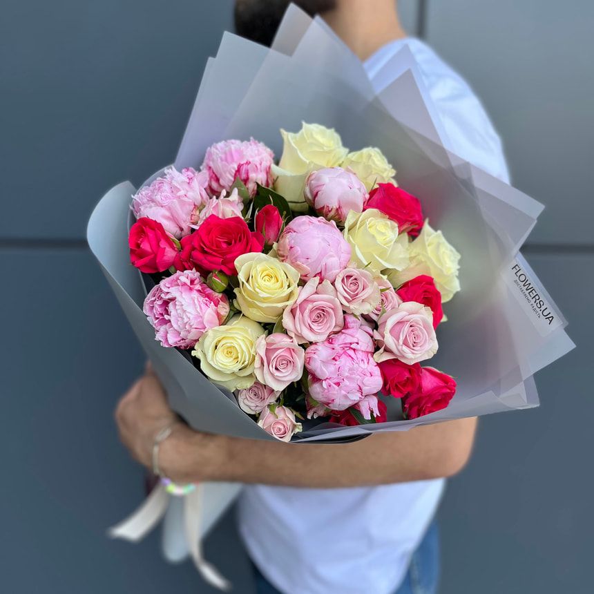 Bouquet "Unforgettable gift" – order from Flowers.ua