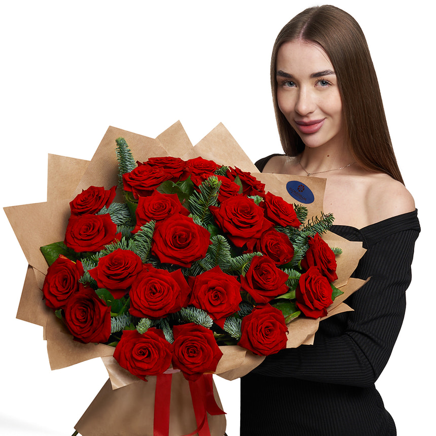Зимний букет "21 красная роза" – доставка по Украине
