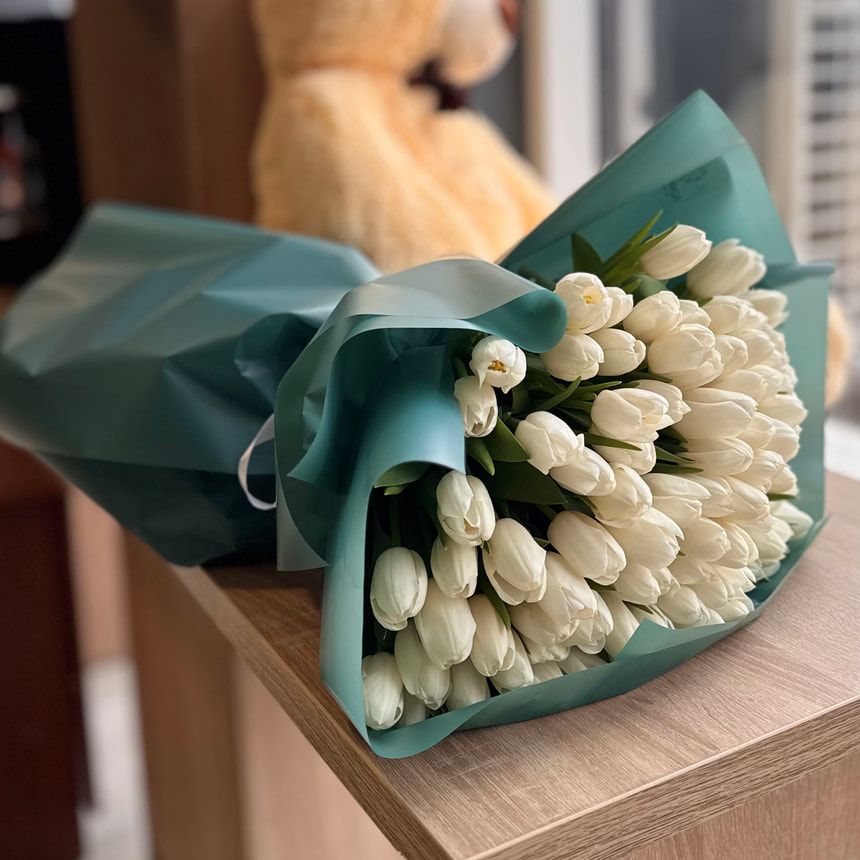 101 белый тюльпан!