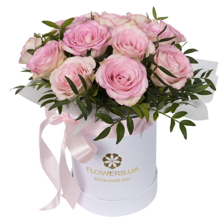 Цветы в коробке "15 роз Lovely Jewel" – заказать с доставкой