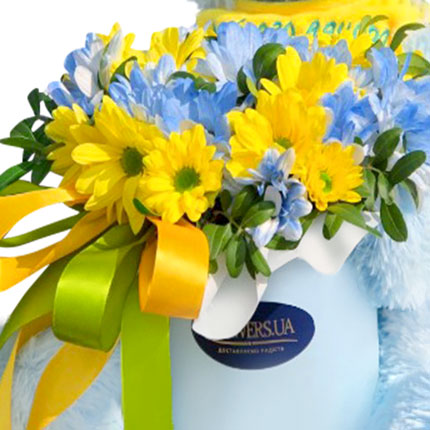 Мишка с хризантемами "Всегда вместе" – доставка по Украине