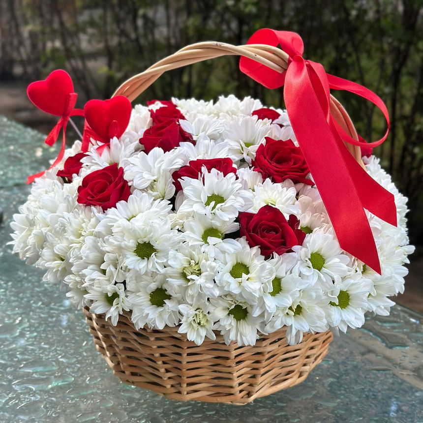 Basket "Love Garden"