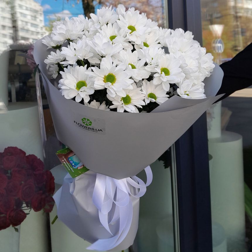 Букет "Кіото" з 5 білих хризантем – замовити на Flowers.ua