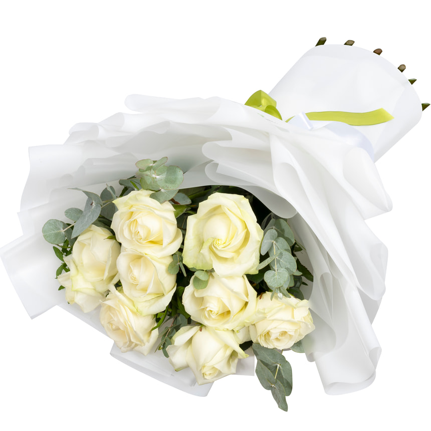 Монобукет из 9 белых роз – заказать с доставкой