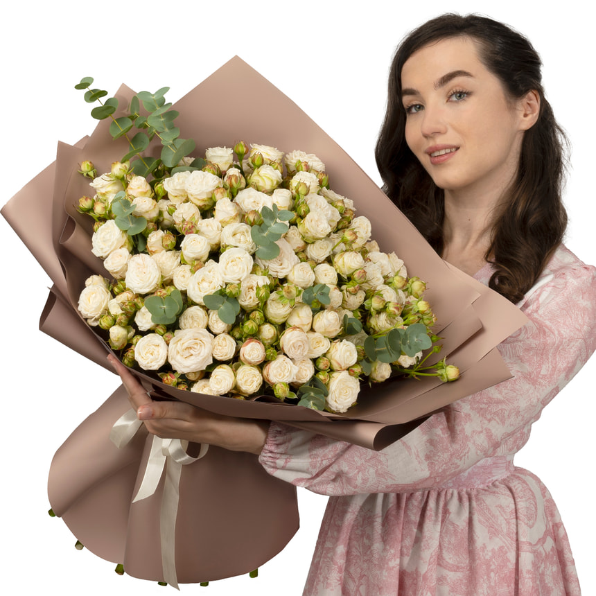 Bouquet of 21 creamy peony roses – delivery in Ukraine