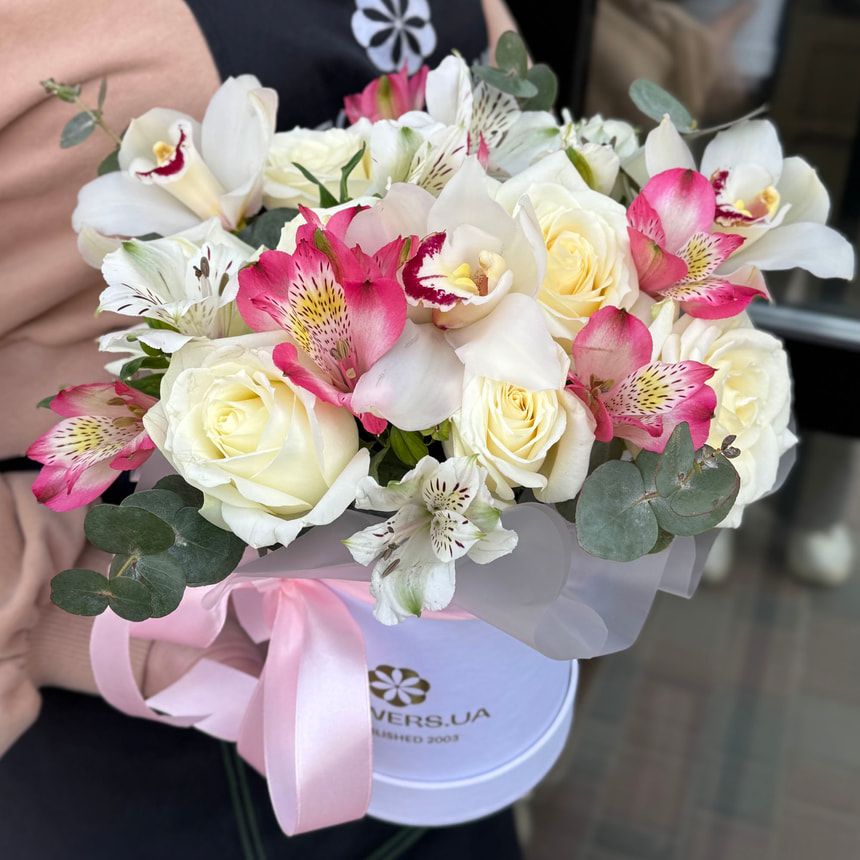 Композиція "Мій Всесвіт" – замовити на Flowers.ua