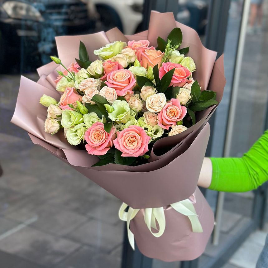 Букет "Мамина весна" – замовити на Flowers.ua