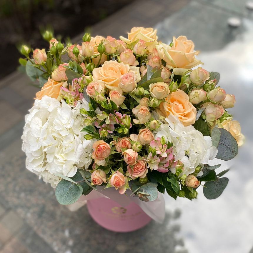 Композиція "Absolute" – замовити на Flowers.ua