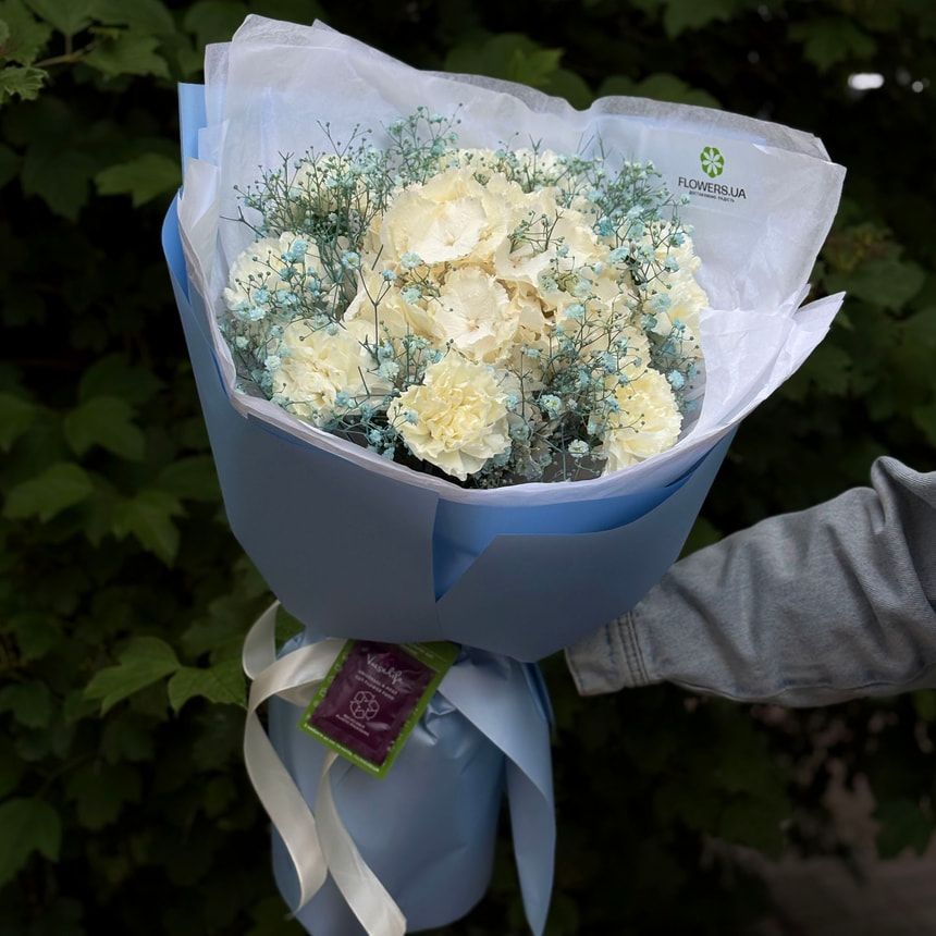 "Romantic" bouquet – order from Flowers.ua