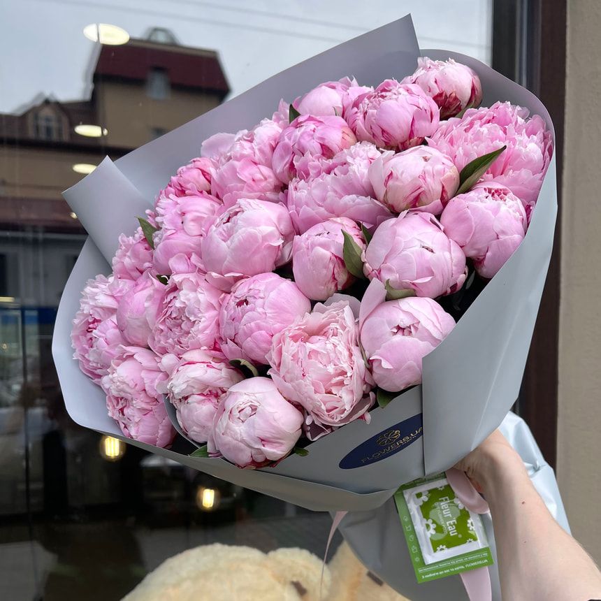 Букет "25 рожевих півоній" – замовити на Flowers.ua