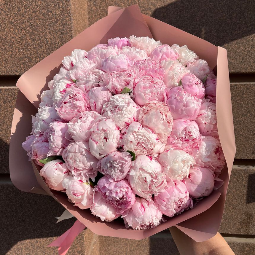 Bouquet "51 pink peonies"