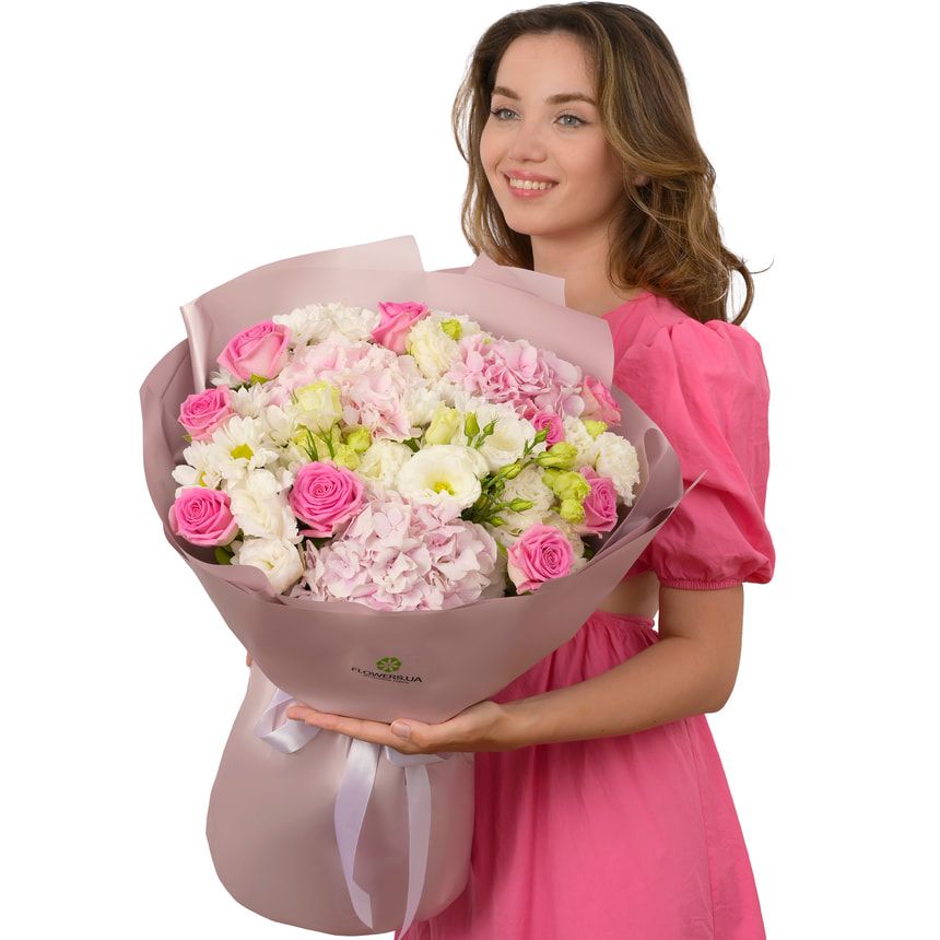 Букет "Magic Rose" – доставка по Україні