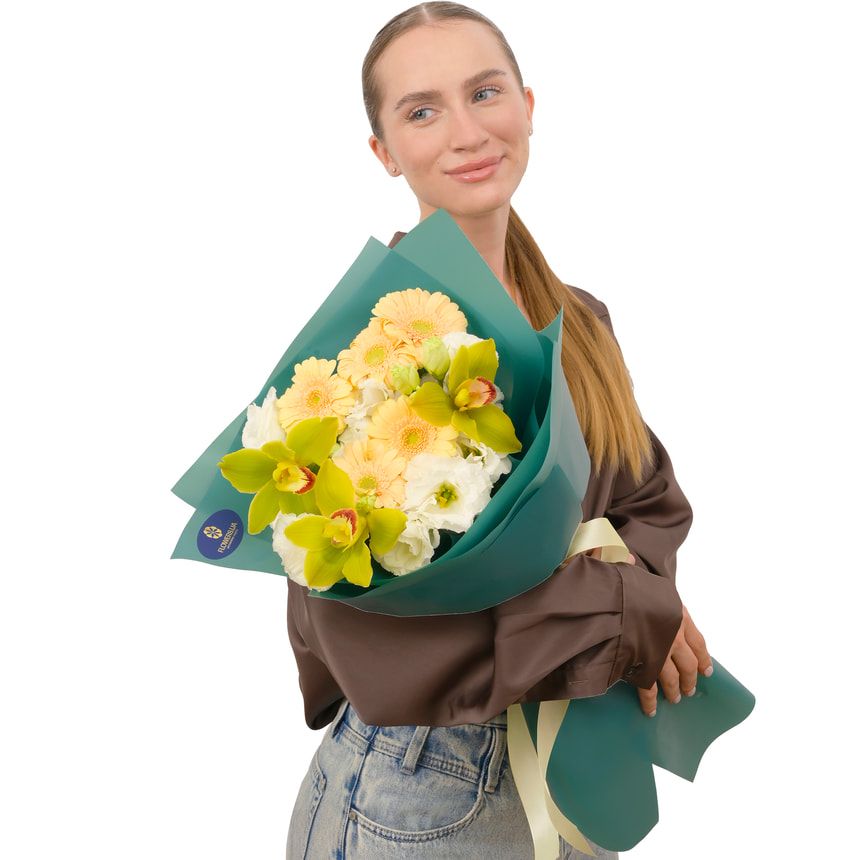 Букет "Чаровница" – доставка по Украине