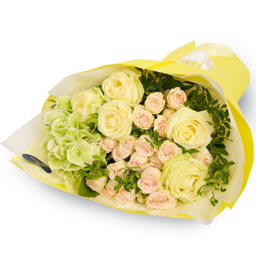 Букет "World of love" – замовити з доставкою