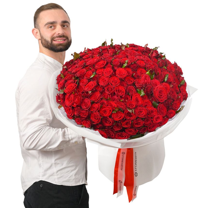 201 червона троянда – доставка по Україні