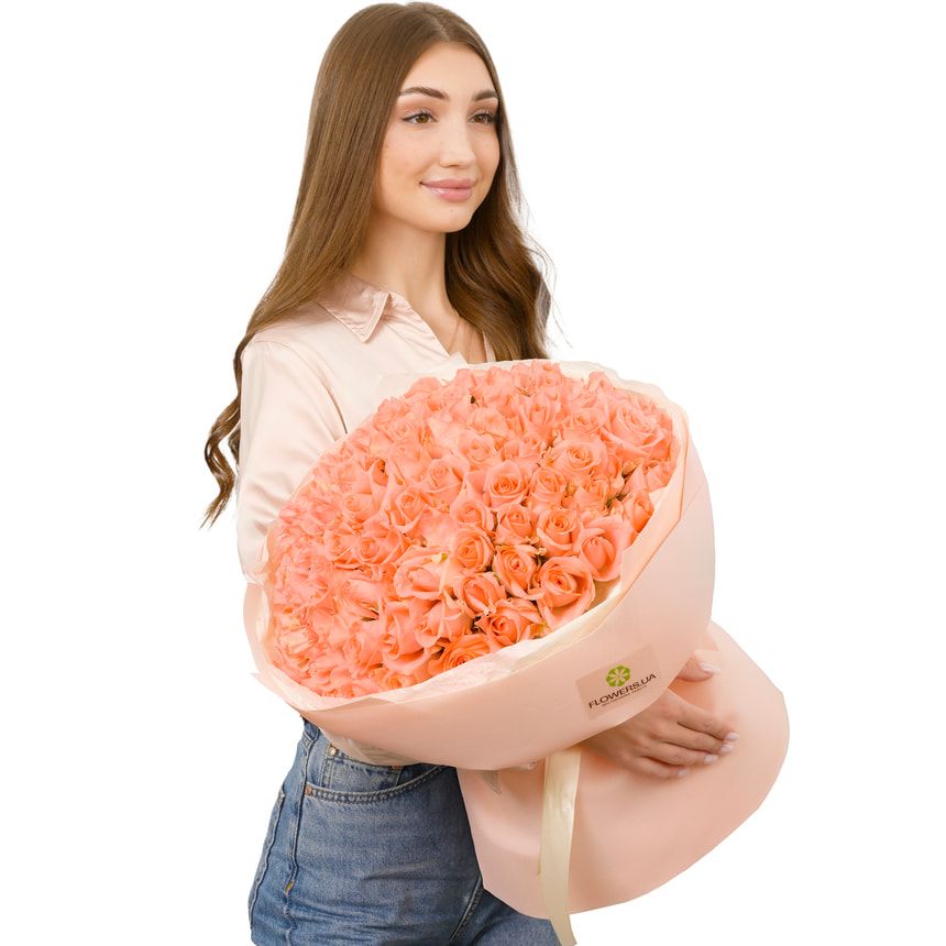 "Kiss Elegy" bouquet of 101 roses – delivery in Ukraine