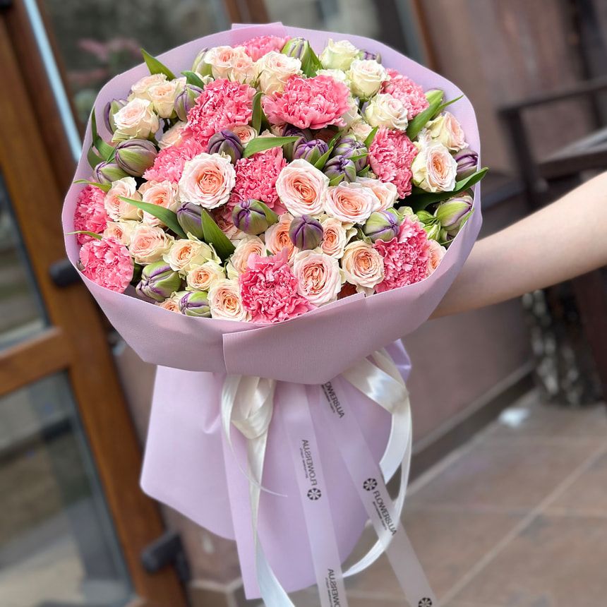 "Heartbeat" bouquet – order from Flowers.ua