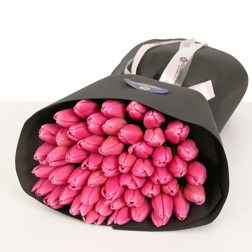 Букет "Pink Tulips" из 51 тюльпана – заказать с доставкой