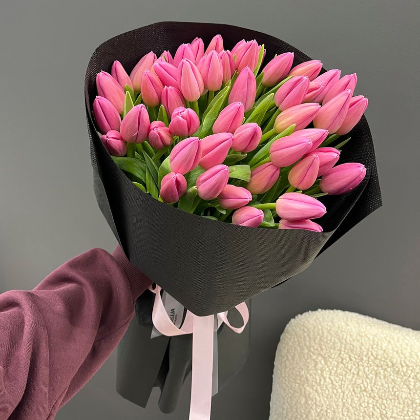 Букет "Pink Tulips" из 51 тюльпана – заказать у Flowers.ua