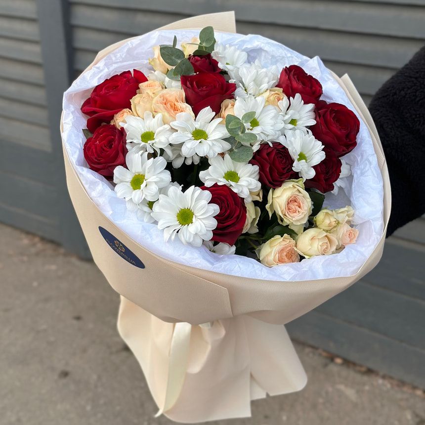 "Valentine's Day" bouquet – order from Flowers.ua