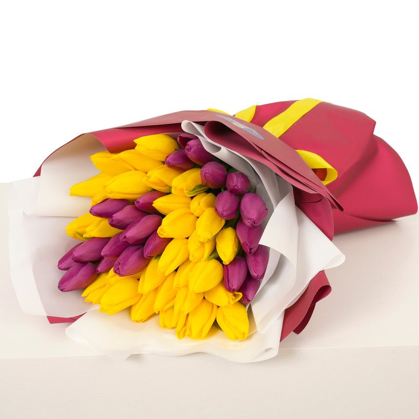 Букет "Чорничний атлас" – замовити з доставкою