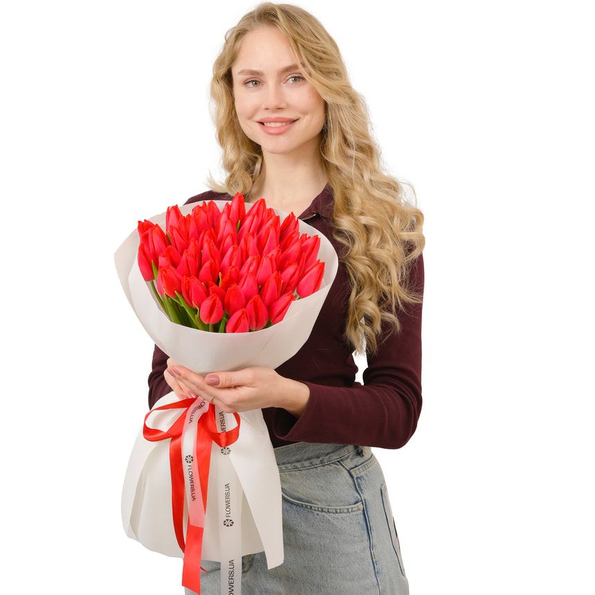 Букет "Red Tulips" – доставка по Україні